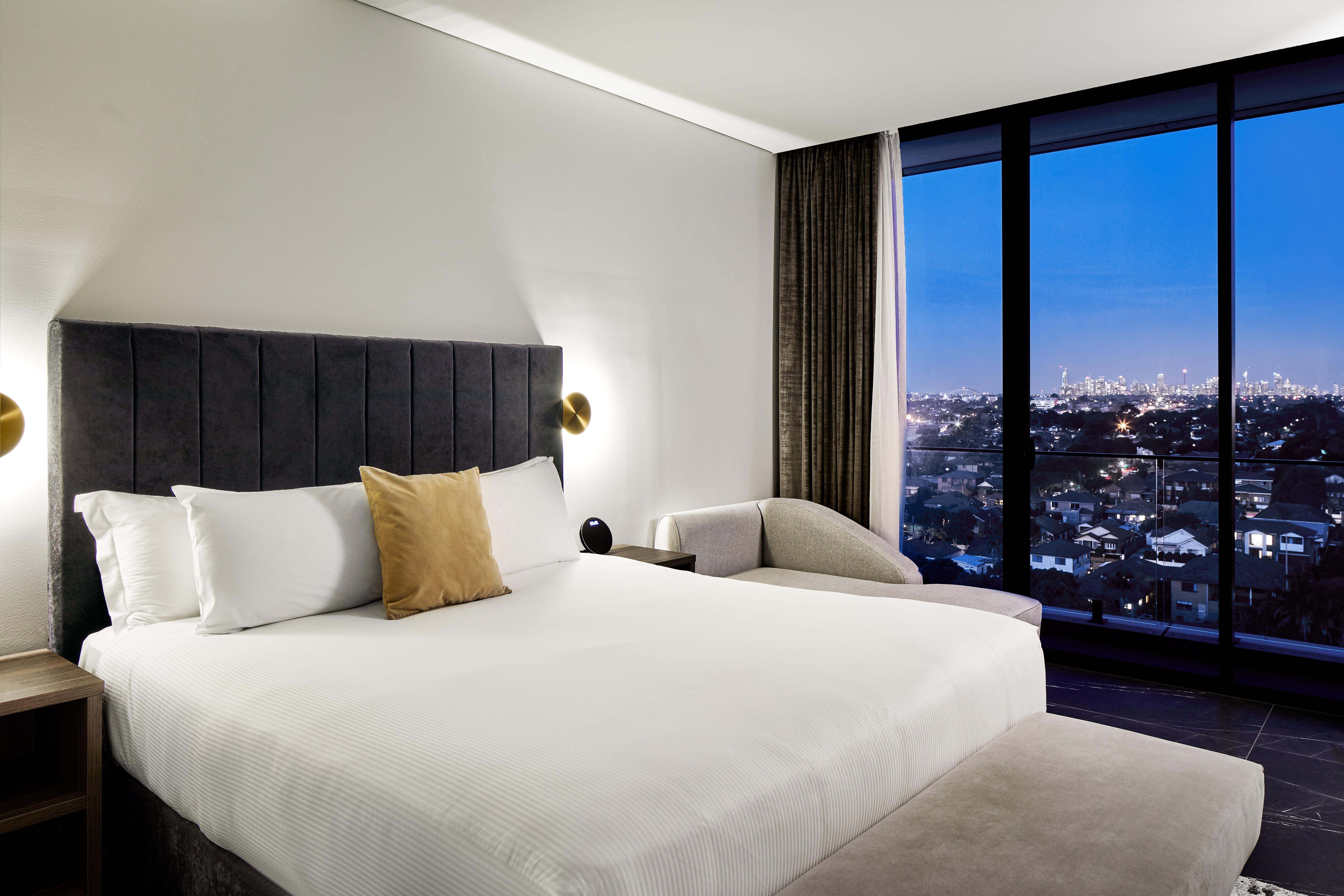 Hotel Crowne Plaza Sydney Burwood By Ihg Exterior foto